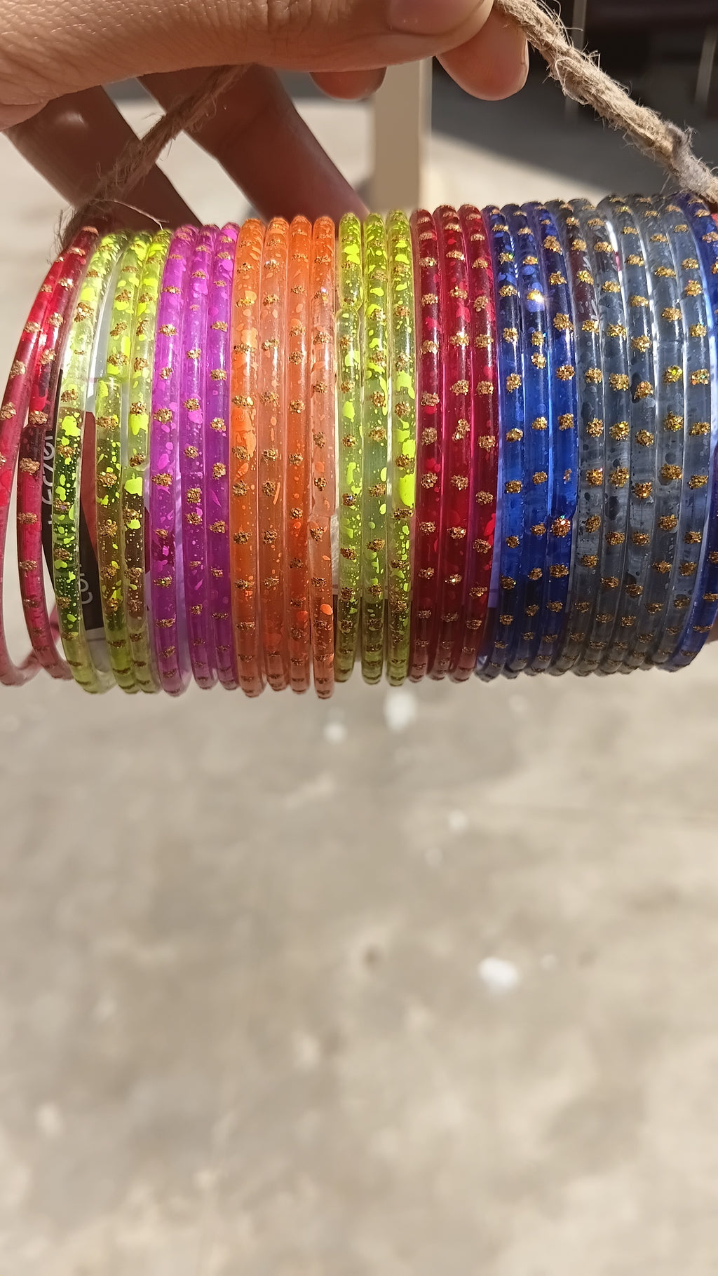 Glitter sparkling ✨️ with 2 karas